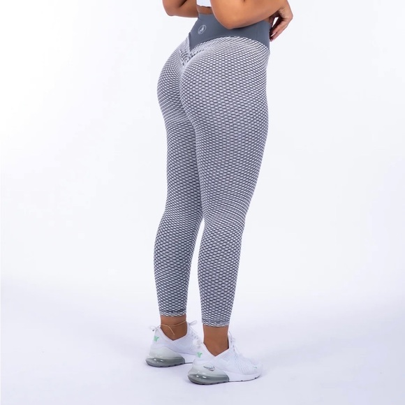 🐺 Fishnet Scrunch Leggings 🐺 - Picture 1 of 5